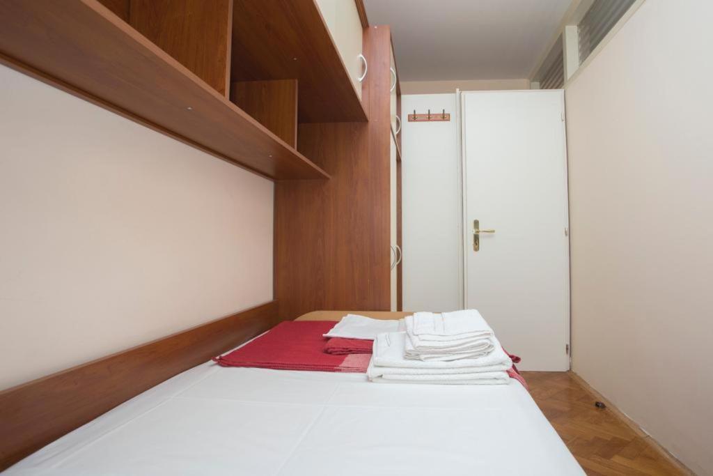 Apartments Orsula Split Exterior photo